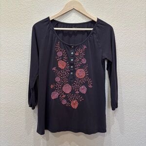 Garnet Hill Floral Embroidered Knit Top Size Small